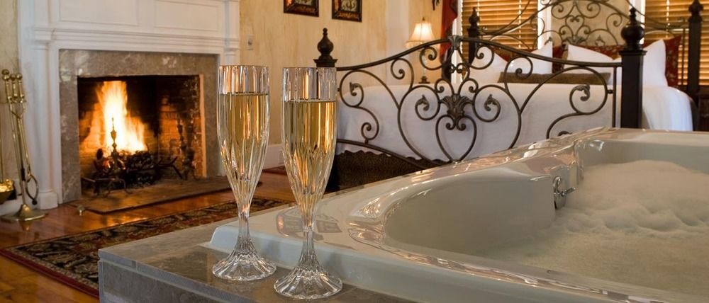 Historic Jacob Hill Inn Seekonk Dış mekan fotoğraf